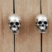 Load image into Gallery viewer, Skull Earrings