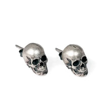 Load image into Gallery viewer, Skull Earrings